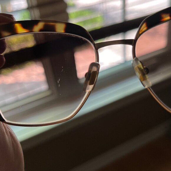 MIU MIU Sunglasses - Tortoiseshell pattern and gold detail - Authentic - Picture 16 of 17